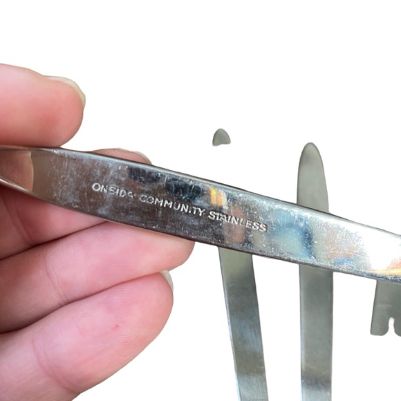 Vintage Oneida Community Stainless Serving Utensils & Large Spoons - Picture 3 of 7